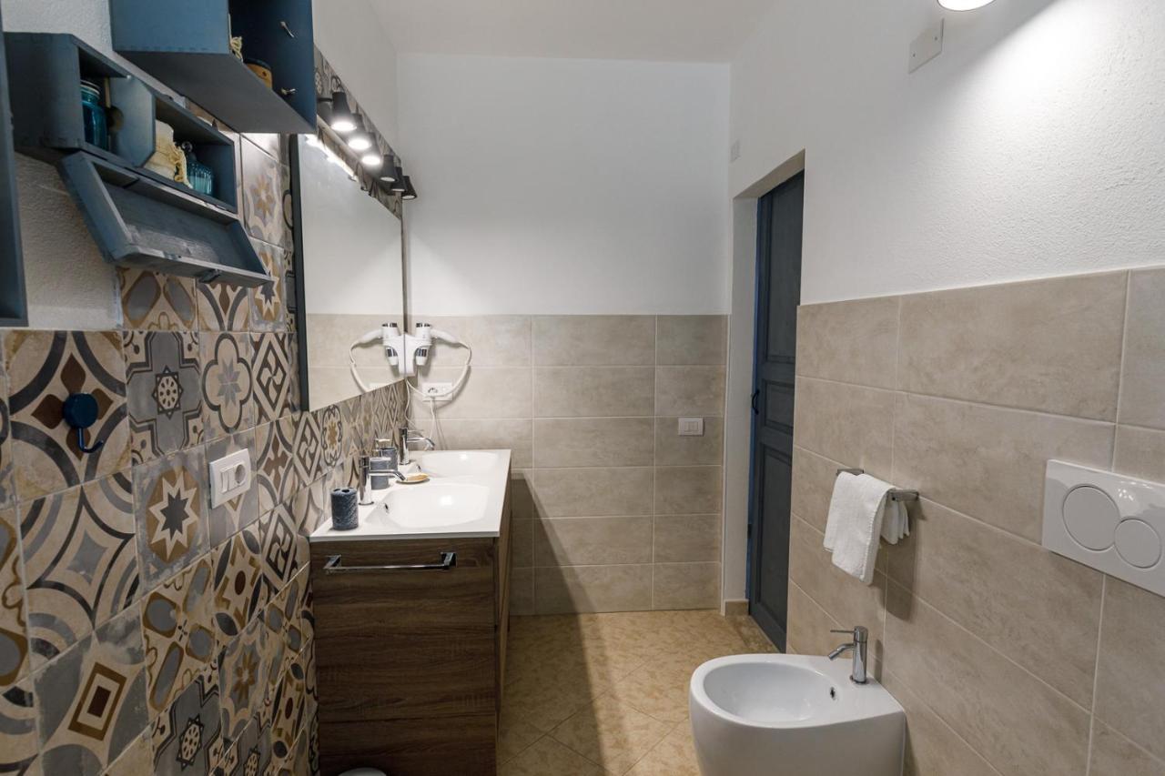 Domo Anna Hotel Villasimius Exterior photo